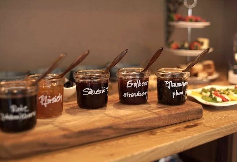 בית מלון כפרי Pension & Seminarhaus Haus Am Fluss