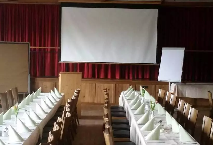 ホテル Landgasthof Obermaier Zum Vilserwirt