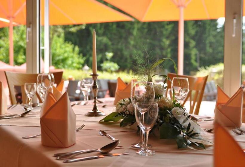 Отель Landhaus Berghof