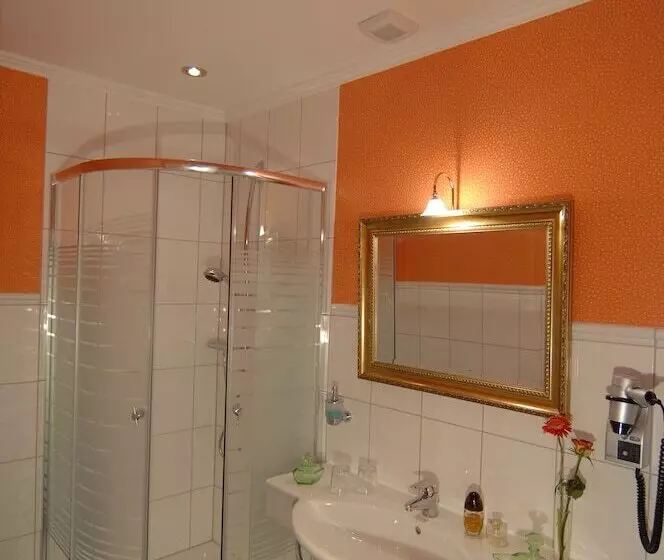 Hotelli Linther Hof
