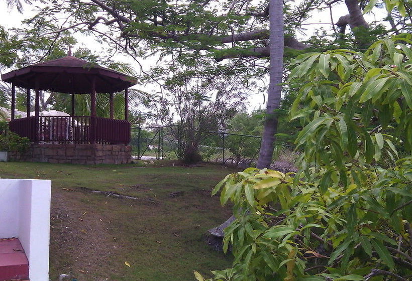 هتل Morris Apartments