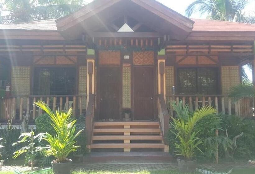 ホテル The Red Palm Resort
