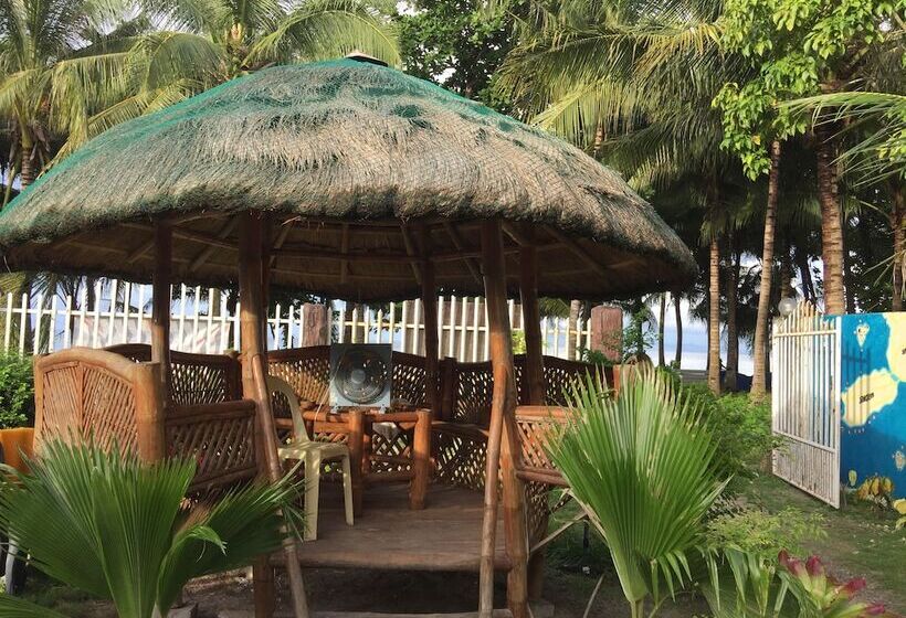 ホテル The Red Palm Resort