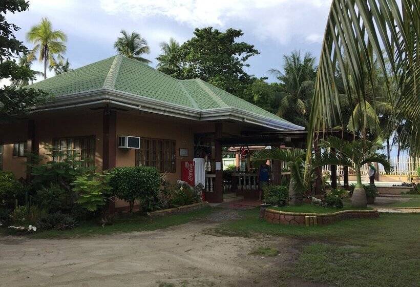 ホテル The Red Palm Resort
