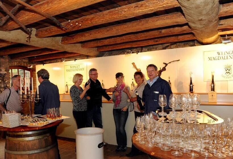 Отель Weingut Magdalenenhof