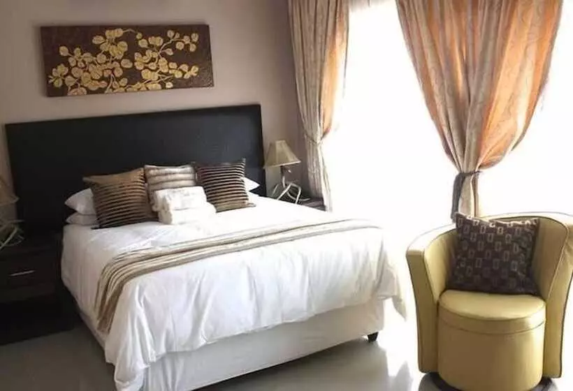 ペンション Ezulwini Guest House