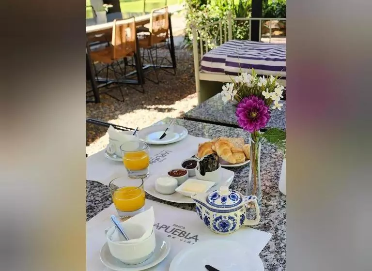 ユースホステル Finca La Puebla