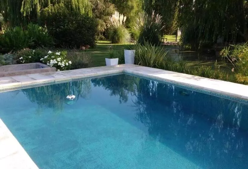 ユースホステル Finca La Puebla