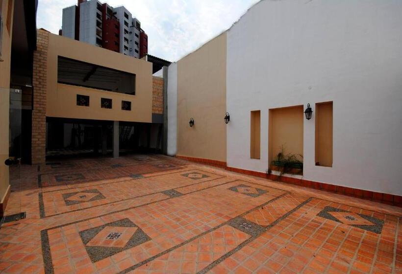 هاستل Giuseppe Suites