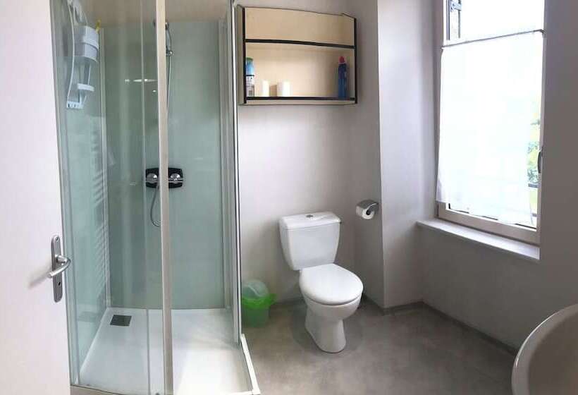 Общежитие Roue D Escampette Gîte D étape Et De Séjour