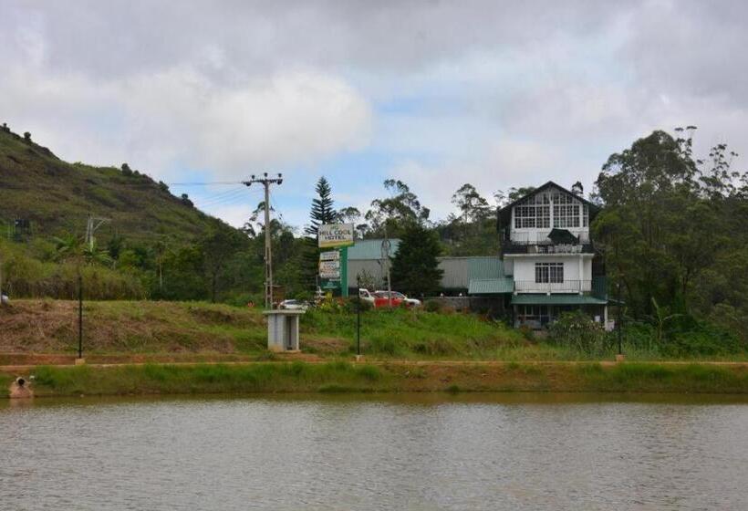 Vandrarhem The Hill Cool Cottage
