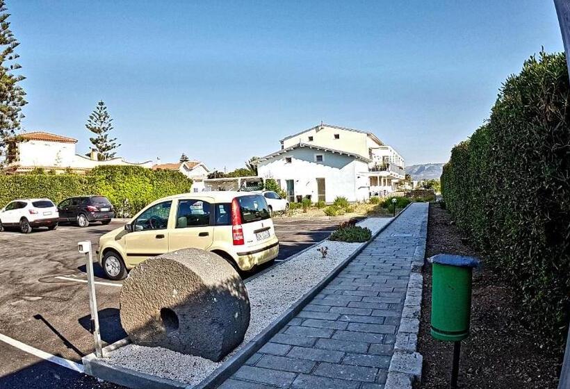 Asinaro Residence   Fronte Mare