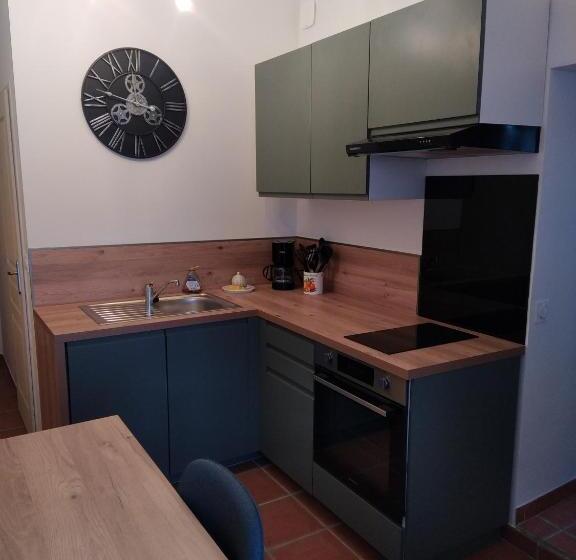 مبيت وإفطار Mas De La Sauline