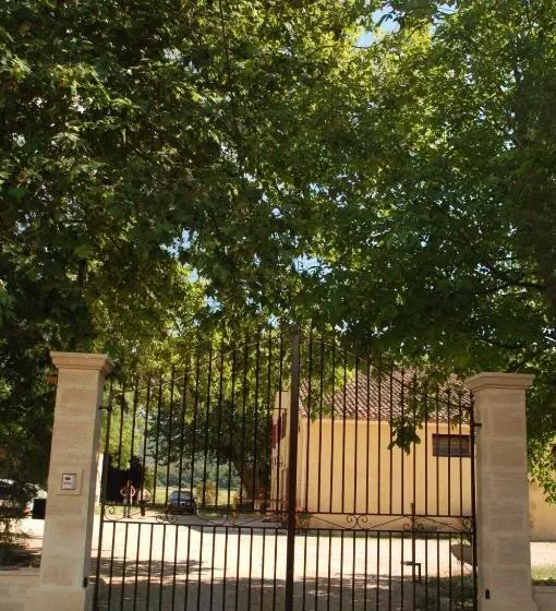 Aamiaismajoitus (B&B) Mas De La Sauline