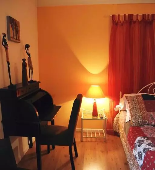 Aamiaismajoitus (B&B) Mas De La Sauline