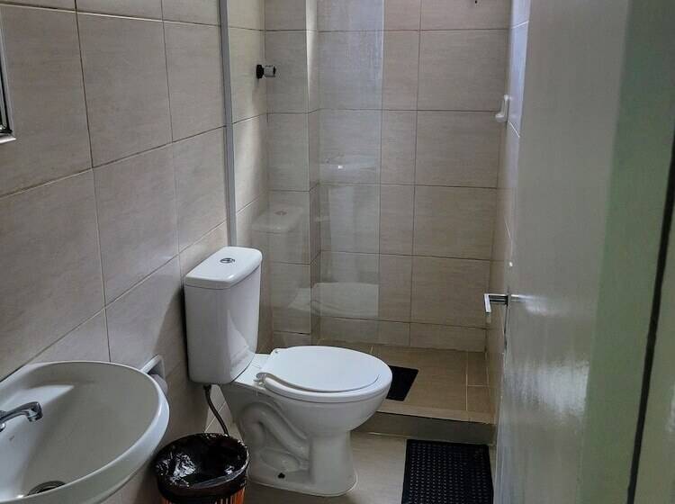 Guarujá Praia Hotel Econômico