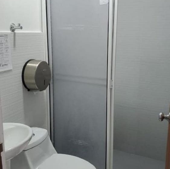 ホテル Posada Shang Giovys