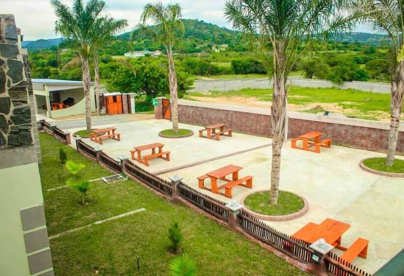 هتل Elawini Lodge In Eswatini