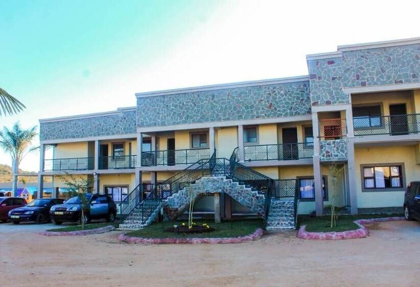 هتل Elawini Lodge In Eswatini