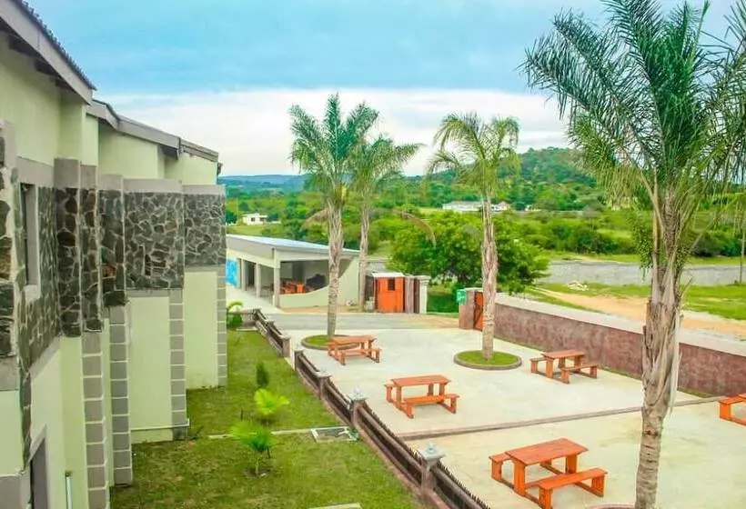 هتل Elawini Lodge In Eswatini