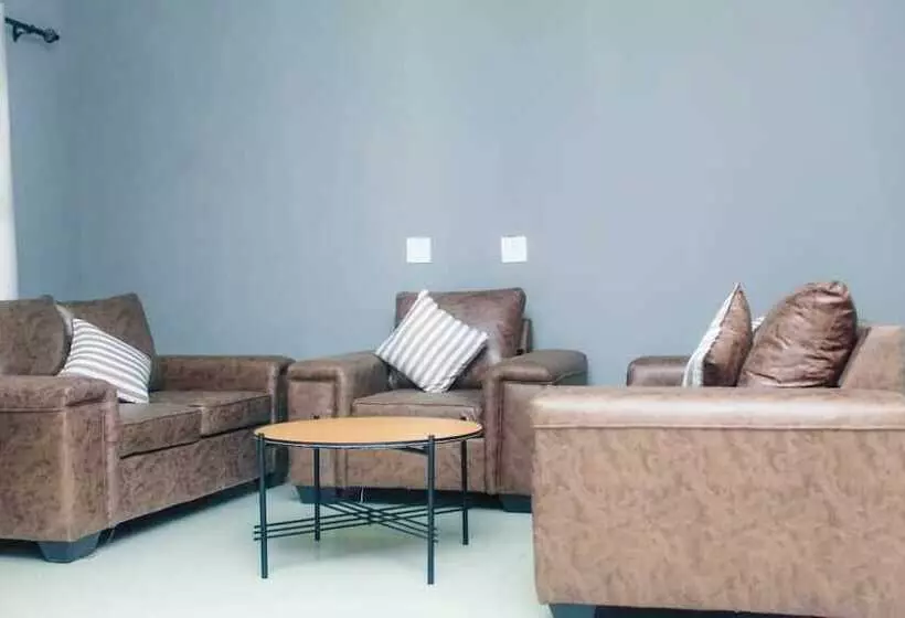 هتل Elawini Lodge In Eswatini