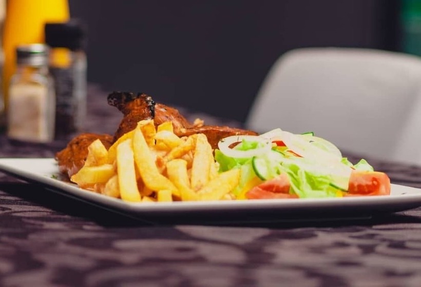 هتل Elawini Lodge In Eswatini