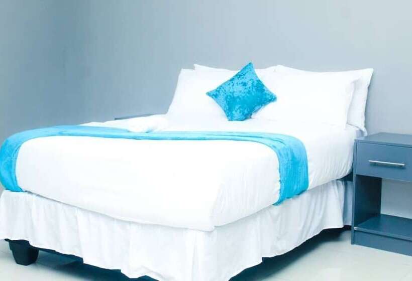 هتل Elawini Lodge In Eswatini