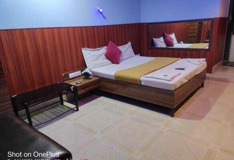 호텔 Oyo Flagship Sea Land Lodging & Restuarant