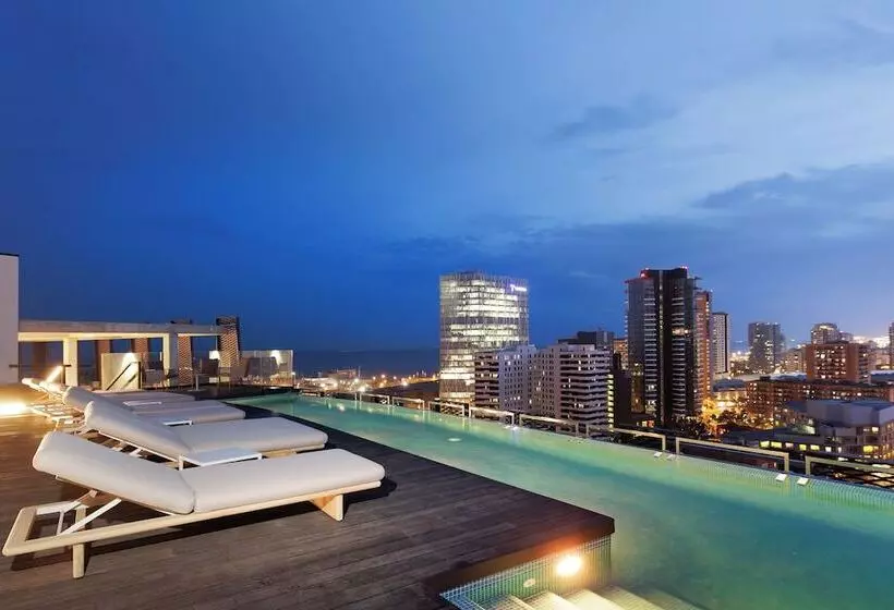 هتل Tembo Barcelona