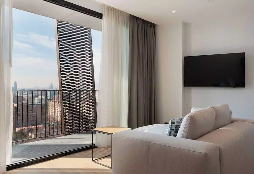 هتل Tembo Barcelona