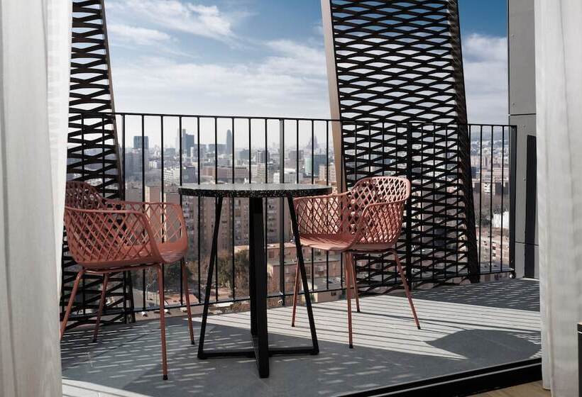 هتل Tembo Barcelona