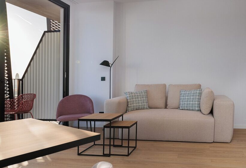 هتل Tembo Barcelona