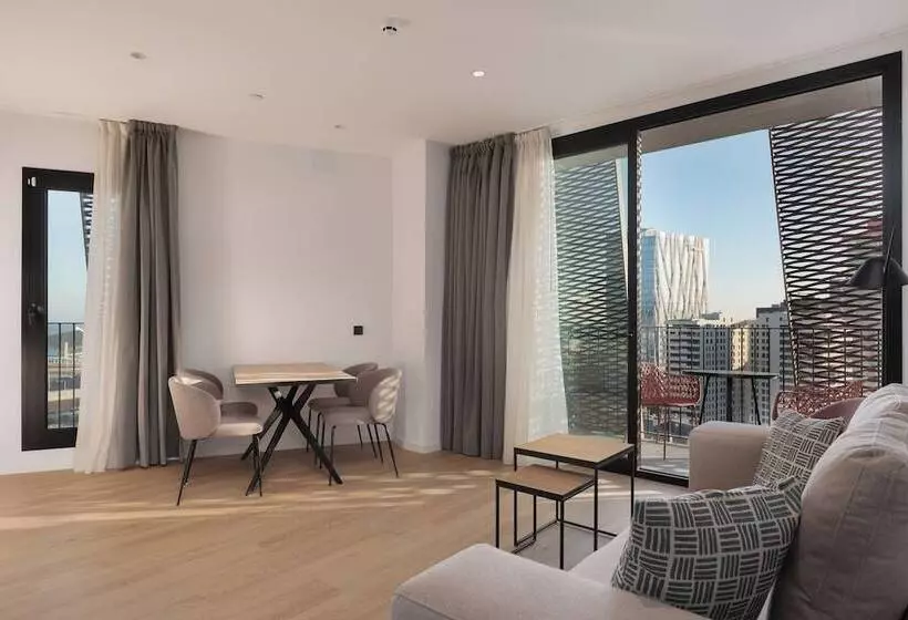 هتل Tembo Barcelona