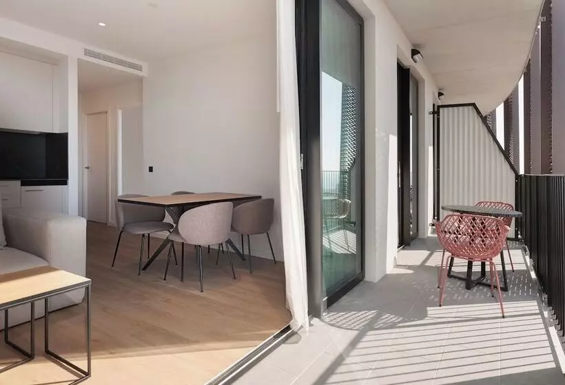 هتل Tembo Barcelona