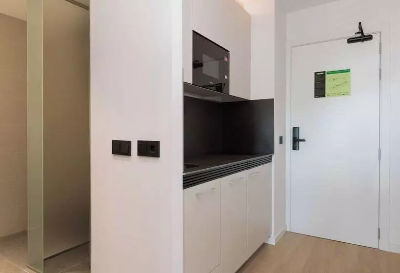 هتل Tembo Barcelona