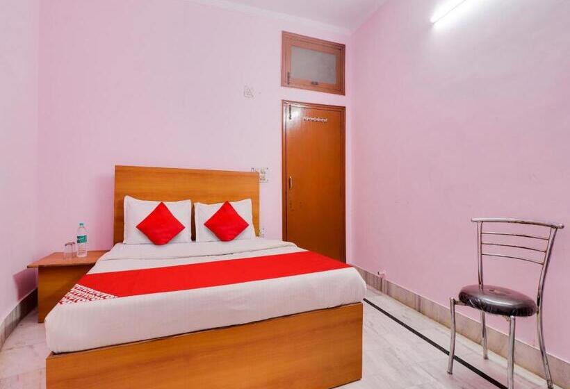 هتل Yug Residency