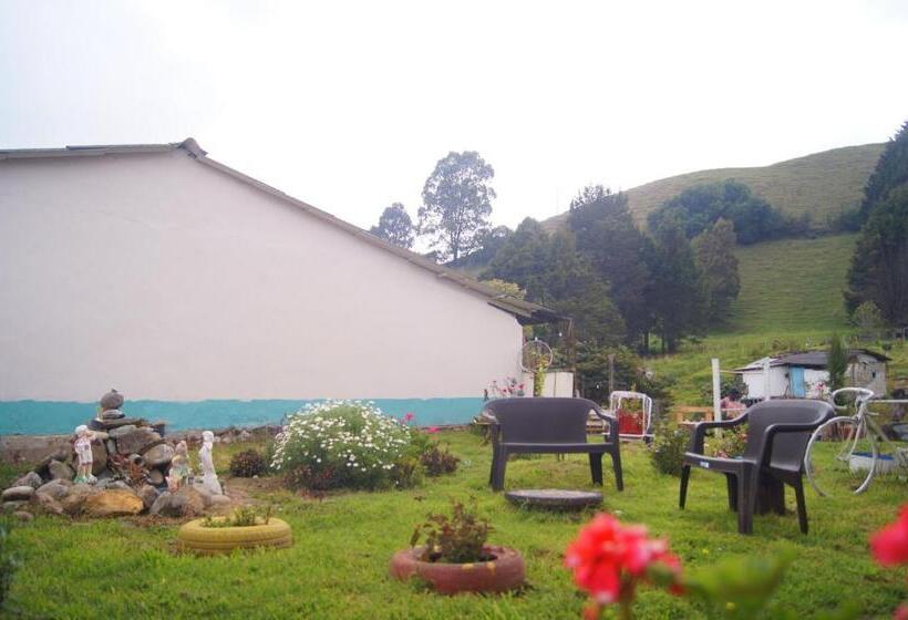 پانسیون Casa Campestre La Guacamaya