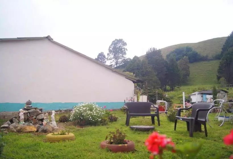 ペンション Casa Campestre La Guacamaya