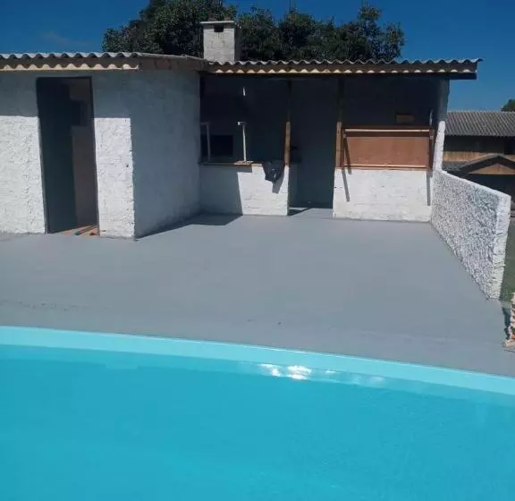 پانسیون Casa Inteira Com Piscina