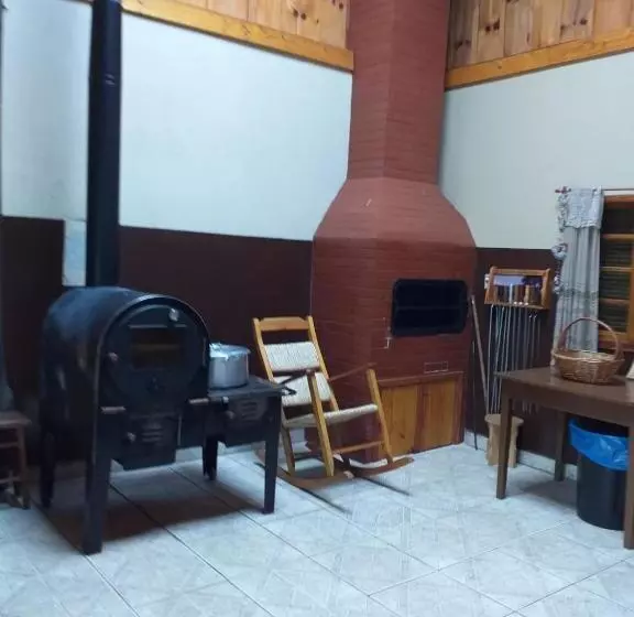پانسیون Casa Inteira Com Piscina