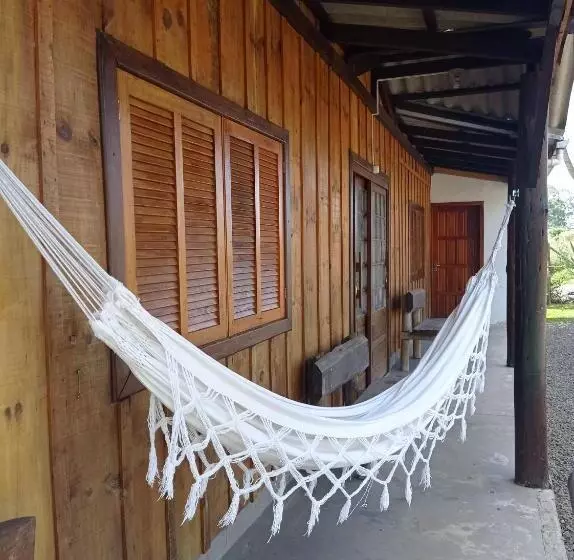 پانسیون Casa Inteira Com Piscina
