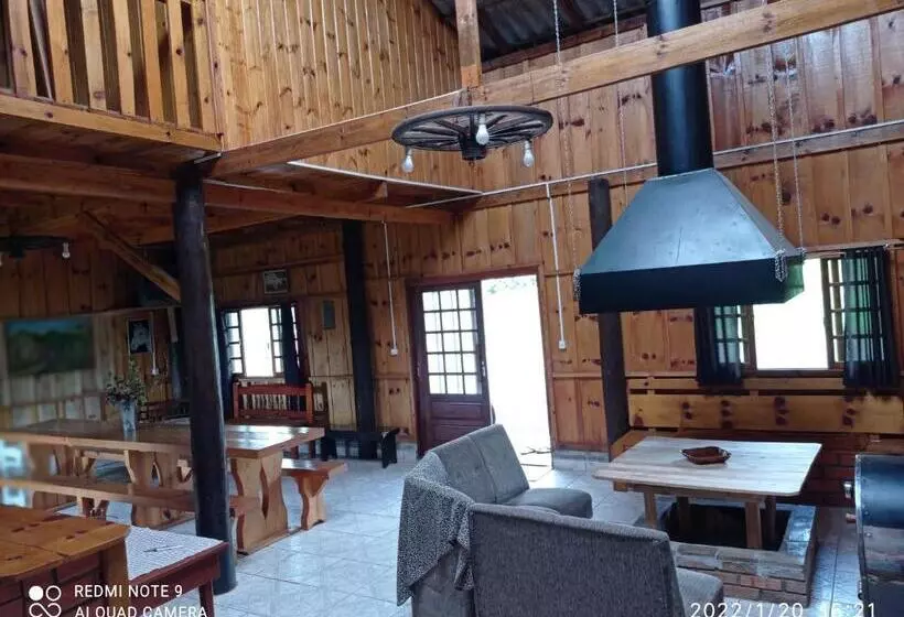 پانسیون Casa Inteira Com Piscina