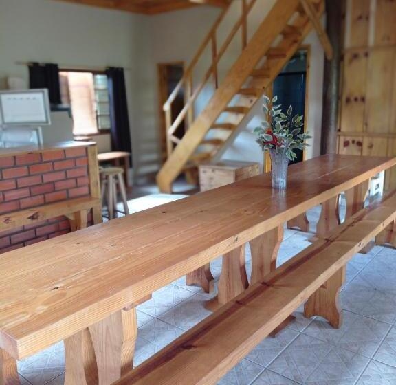 پانسیون Casa Inteira Com Piscina