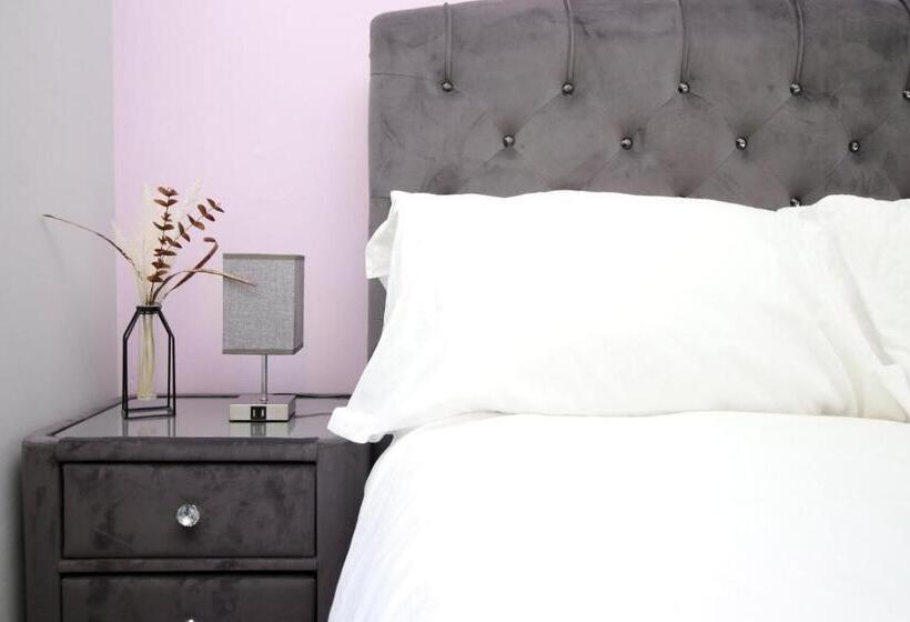 Majatalo Cohost Partners: Perfect Retreat In Bristol