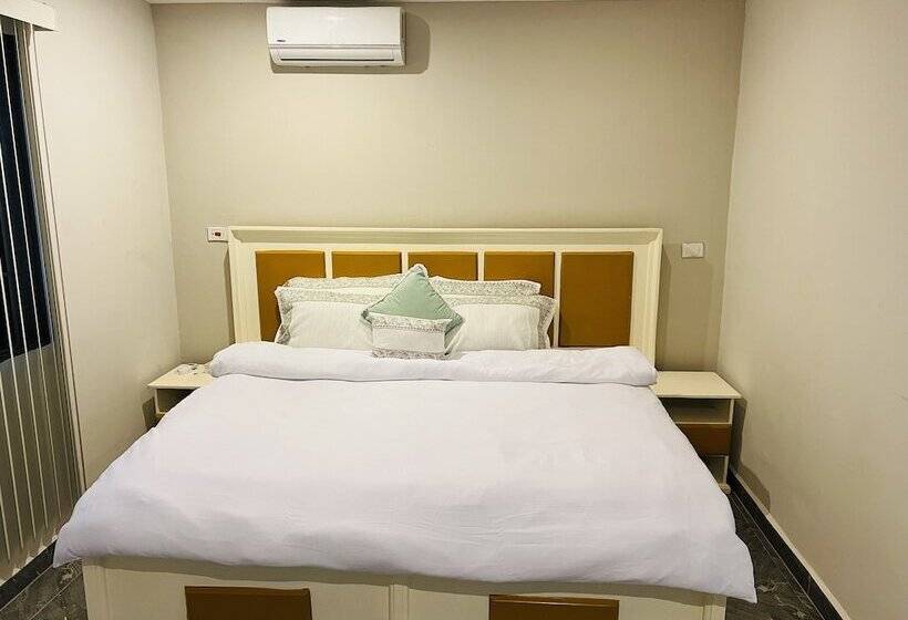 پانسیون Ocean Drive Beach Resort