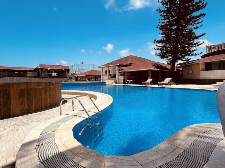 پانسیون Ocean Drive Beach Resort