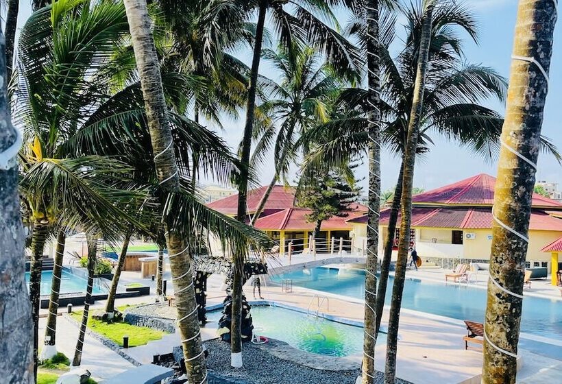 پانسیون Ocean Drive Beach Resort