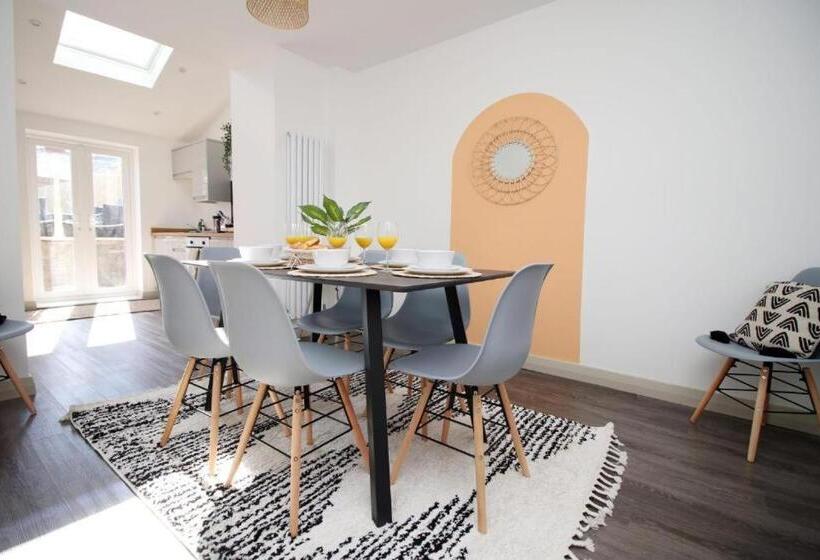 펜션 Old Market House