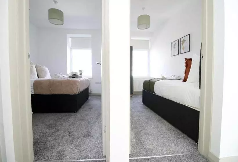 پانسیون Old Market House