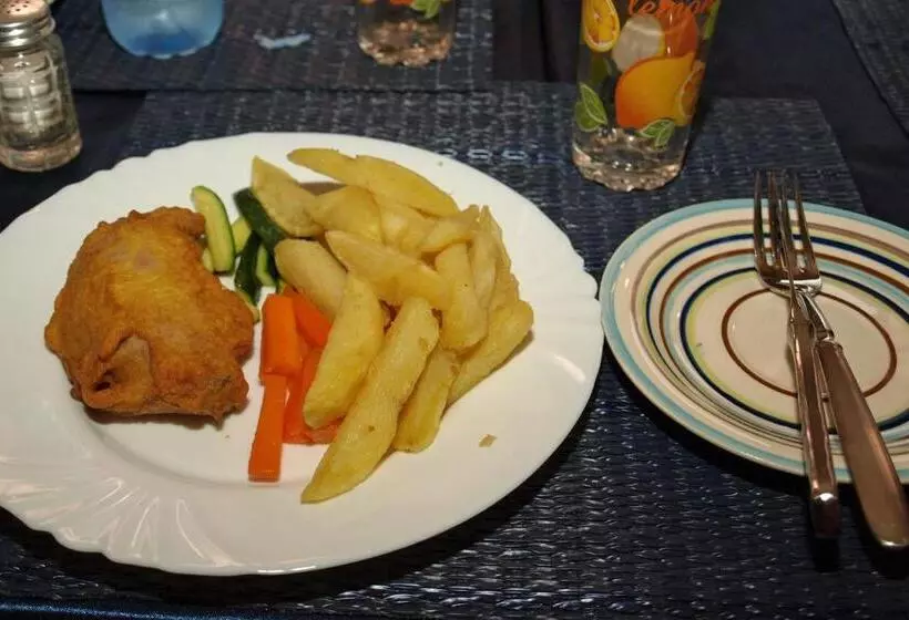 پانسیون Voi Lutheran Guesthouse